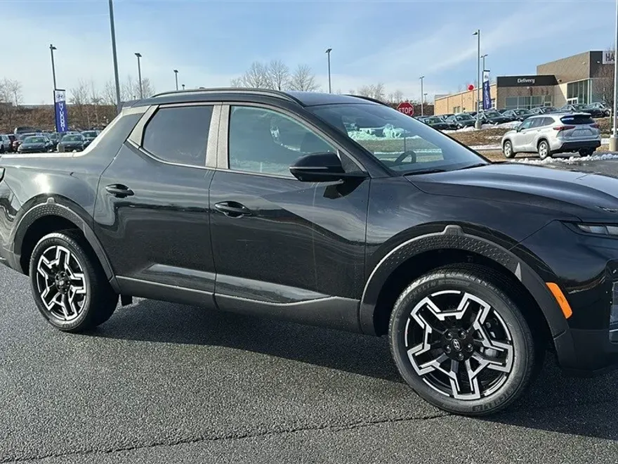 2025 Hyundai Santa Cruz Limited photo 1