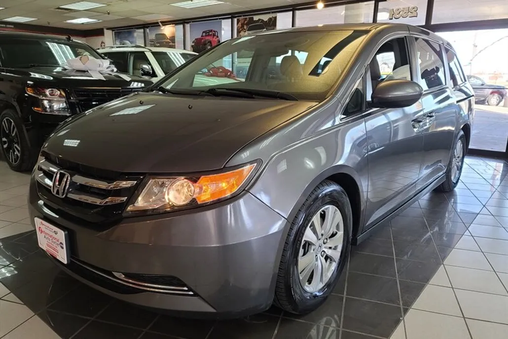 2016 Honda Odyssey EX-L photo 1