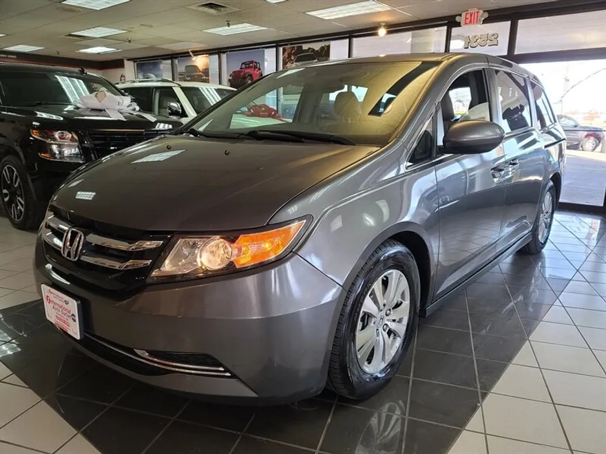 2016 Honda Odyssey EX-L photo 1