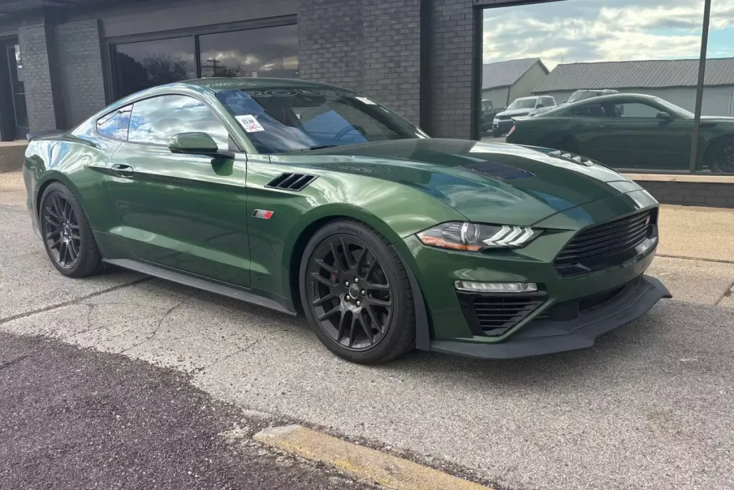 2023 Ford Mustang GT Premium photo 1