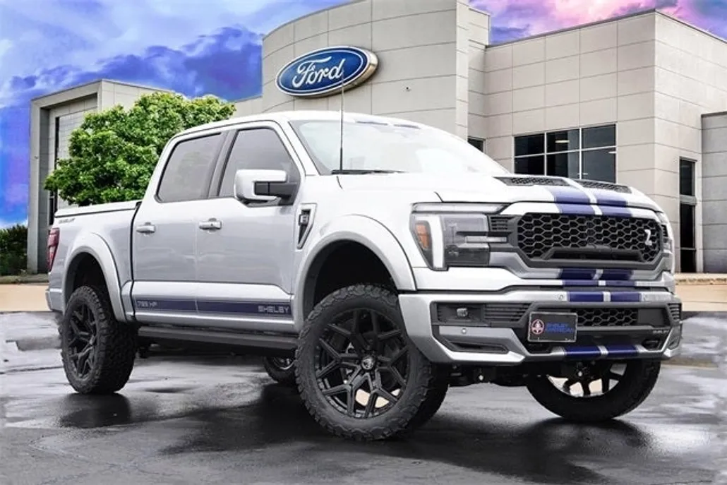 2025 Ford F-150 Lariat photo 1
