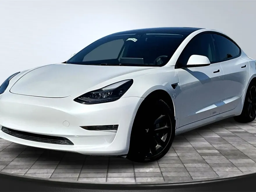 2021 Tesla Model 3 Long Range photo 1
