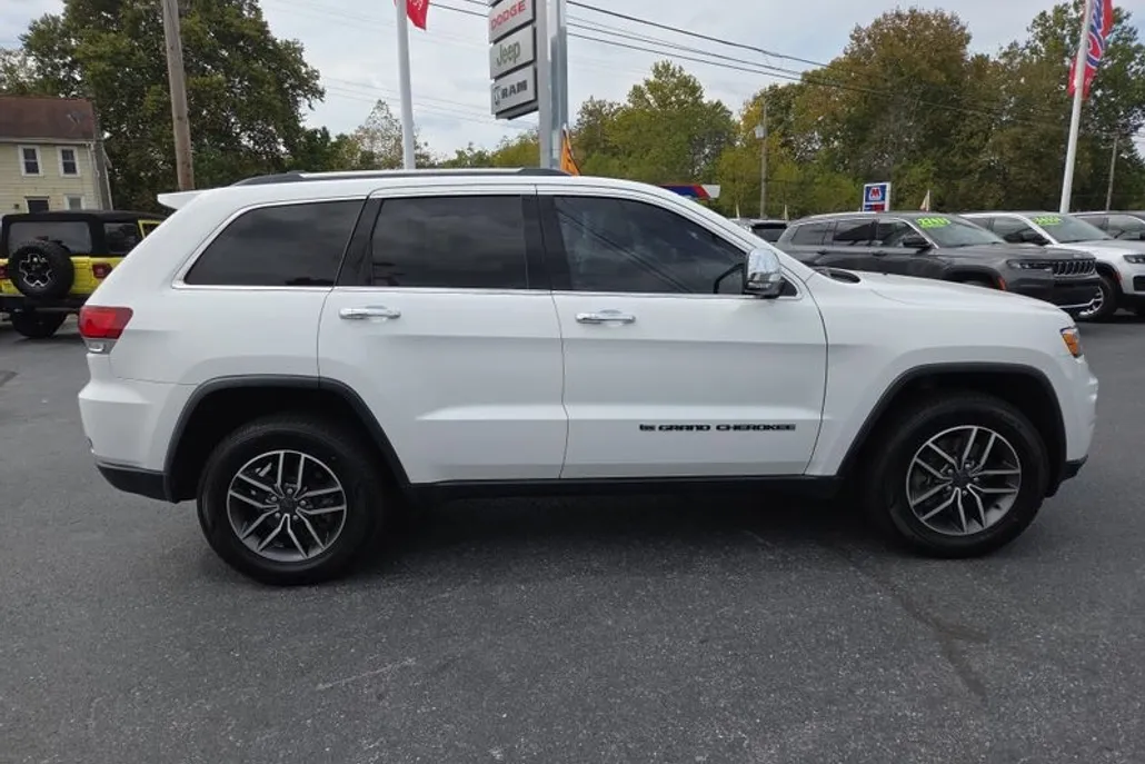 2022 Jeep Cherokee Limited photo 1