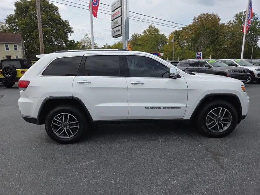 2022 Jeep Cherokee Limited photo 1
