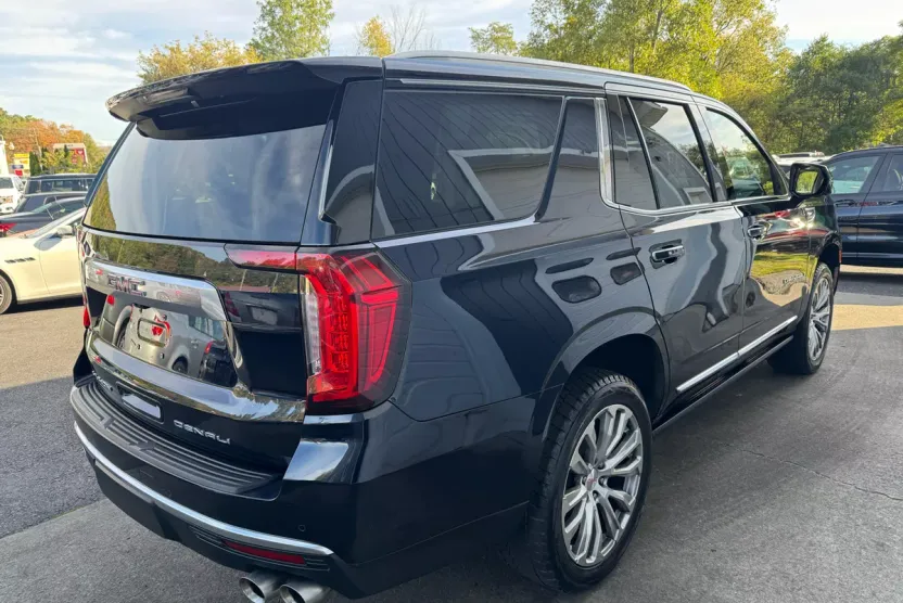 2021 Gmc Yukon Denali photo 1