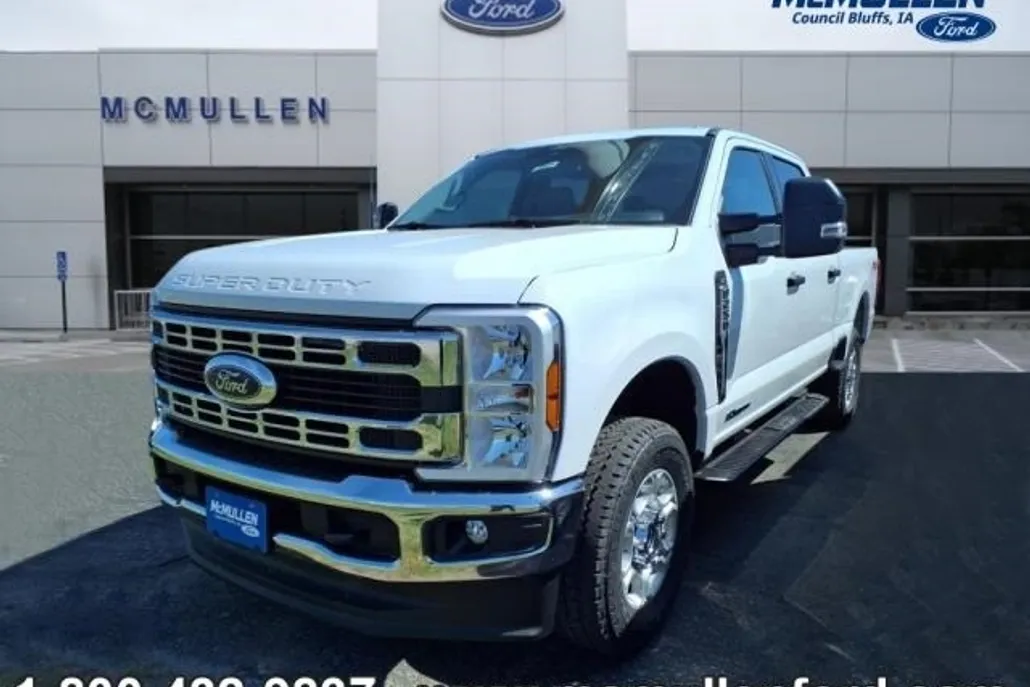 2025 Ford F-250 photo 1