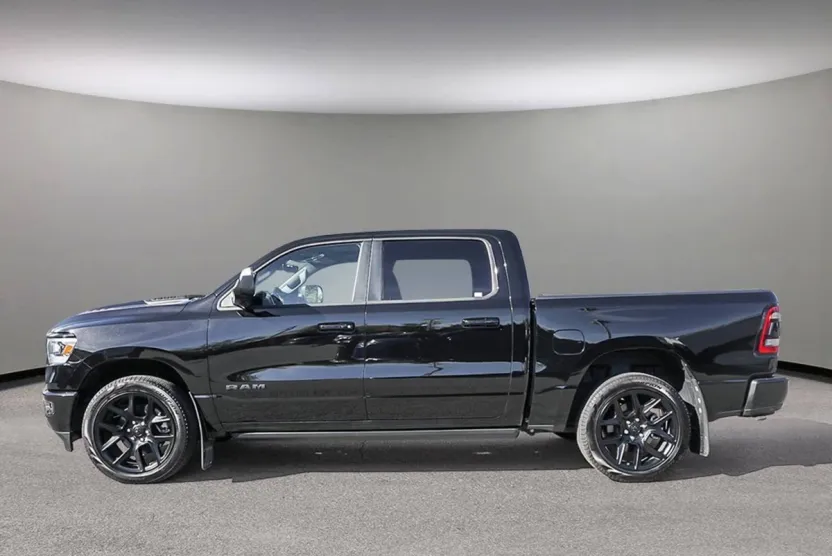 2024 Ram 1500 Laramie photo 1
