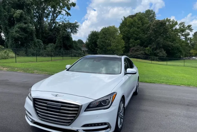 2018 Genesis G80 3.8 photo 1