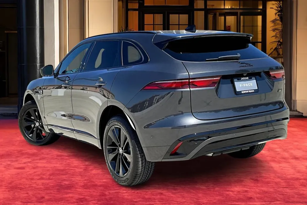 2026 Jaguar F-PACE P250 R-Dynamic S photo 1