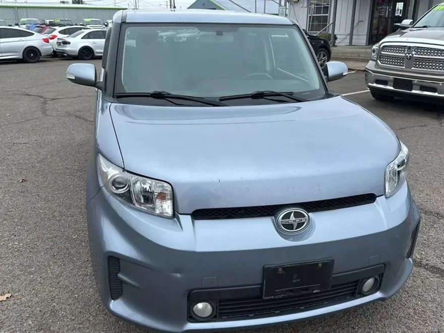 2012 Scion xB photo 1