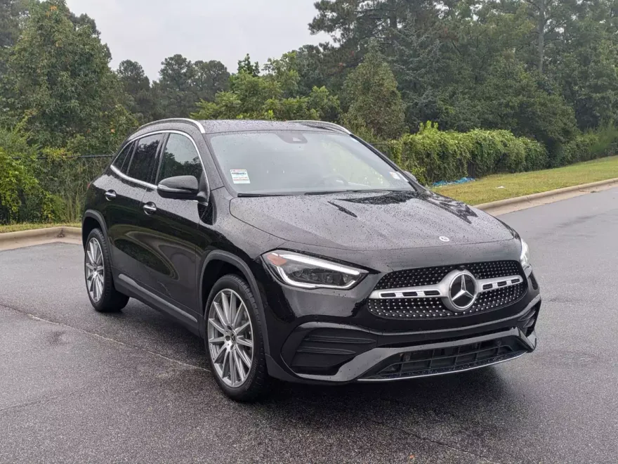 2022 Mercedes Benz GLA 250 photo 1