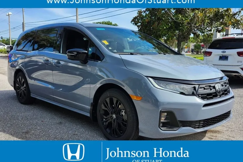 2026 Honda Odyssey photo 1
