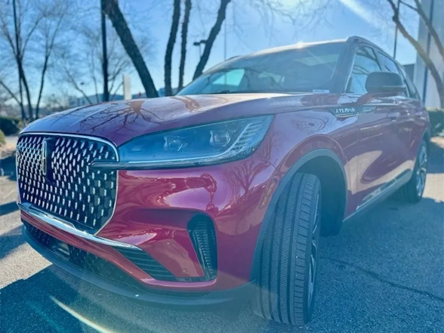 2025 Lincoln Aviator Reserve photo 1