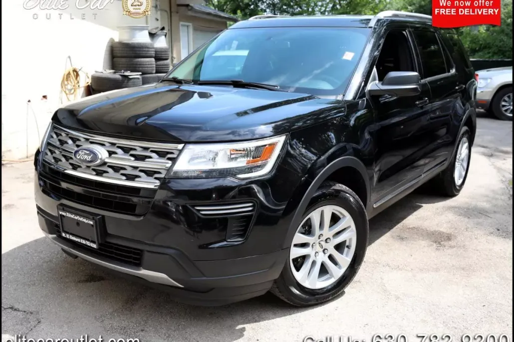 2018 Ford Explorer XLT photo 1
