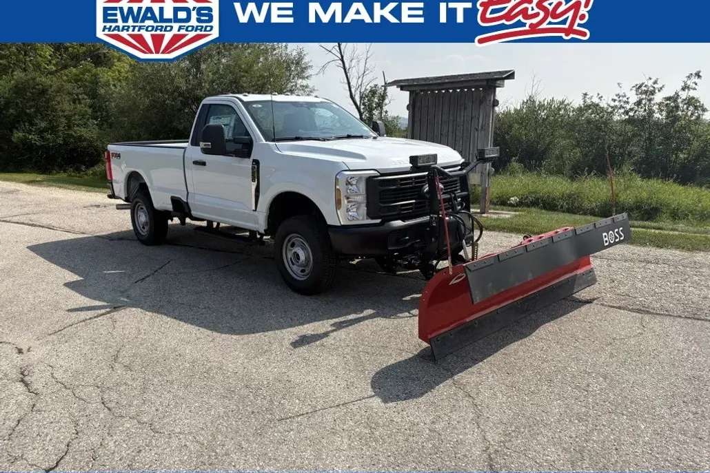 2025 Ford F-250 photo 1