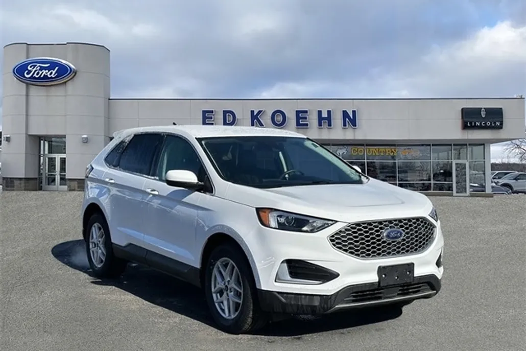 2024 Ford Edge SEL photo 1