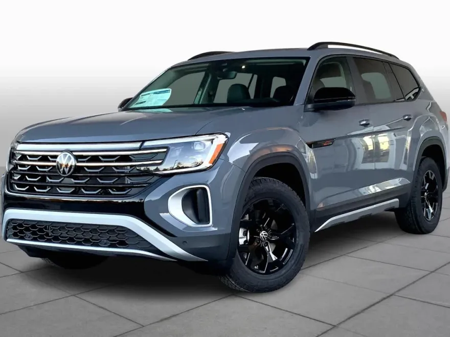2025 Volkswagen Atlas Peak Edition photo 1