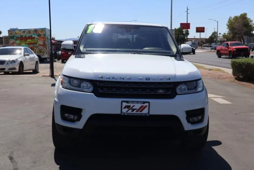 2016 Land Rover Range Rover Sport SE photo 1