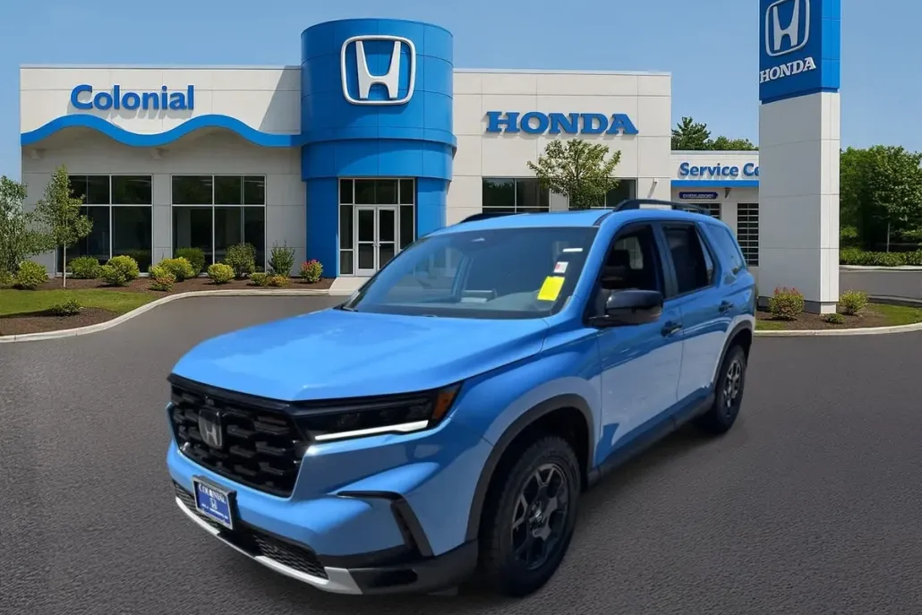 2025 Honda Pilot TrailSport photo 1
