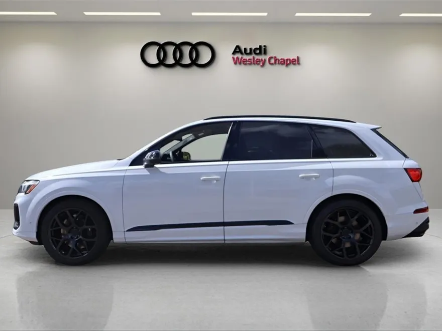 2026 Audi SQ7 Prestige photo 2