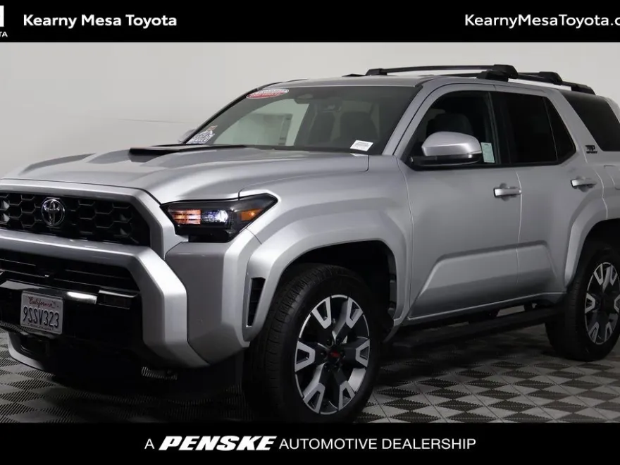 2025 Toyota 4Runner TRD Sport photo 1