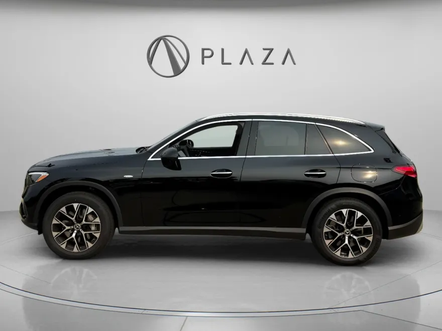 2025 Mercedes Benz GLC 350e 4MATIC photo 1