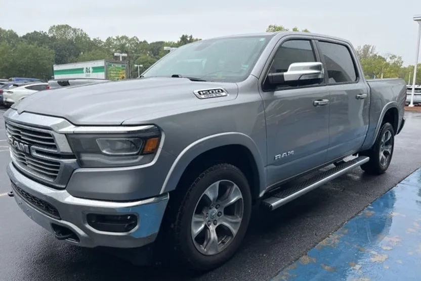 2020 Ram 1500 Laramie photo 1