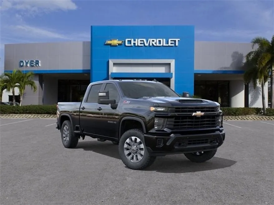 2026 Chevrolet Silverado 2500HD Custom photo 1