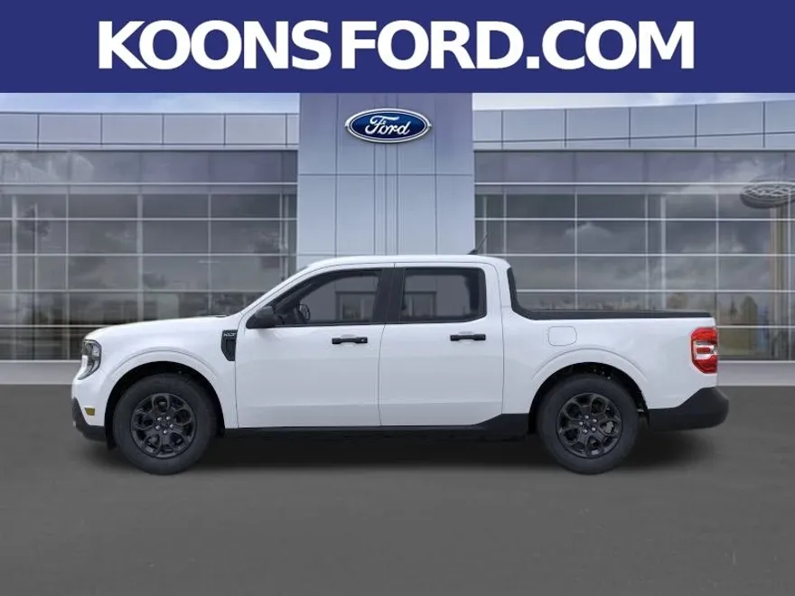 2025 Ford Maverick XLT photo 1