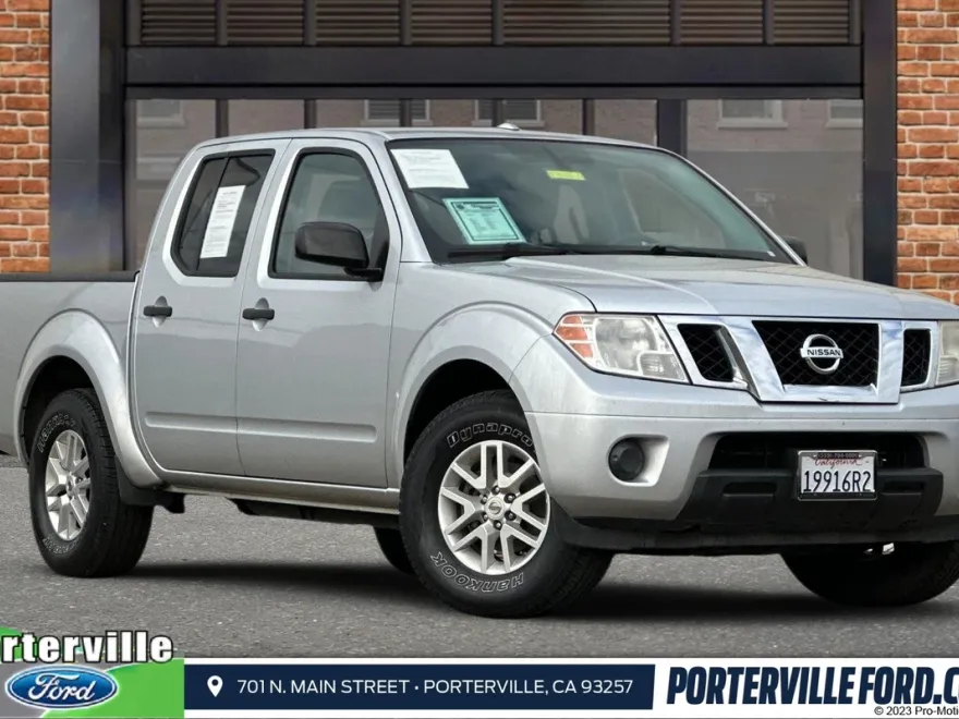 2017 Nissan Frontier SV photo 1