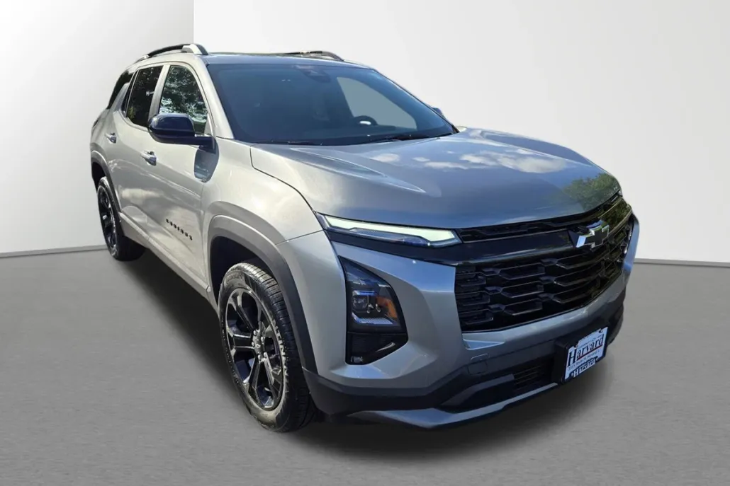 2026 Chevrolet Equinox LT photo 1