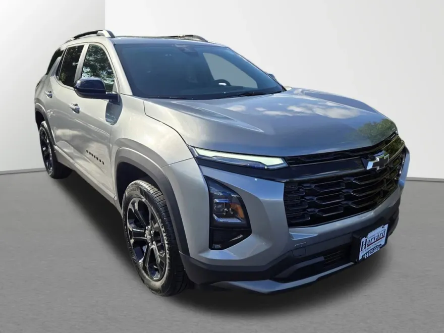 2026 Chevrolet Equinox LT photo 1