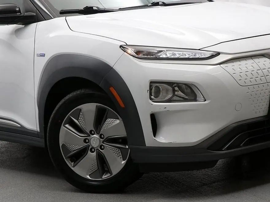2019 Hyundai Kona Electric SEL photo 1