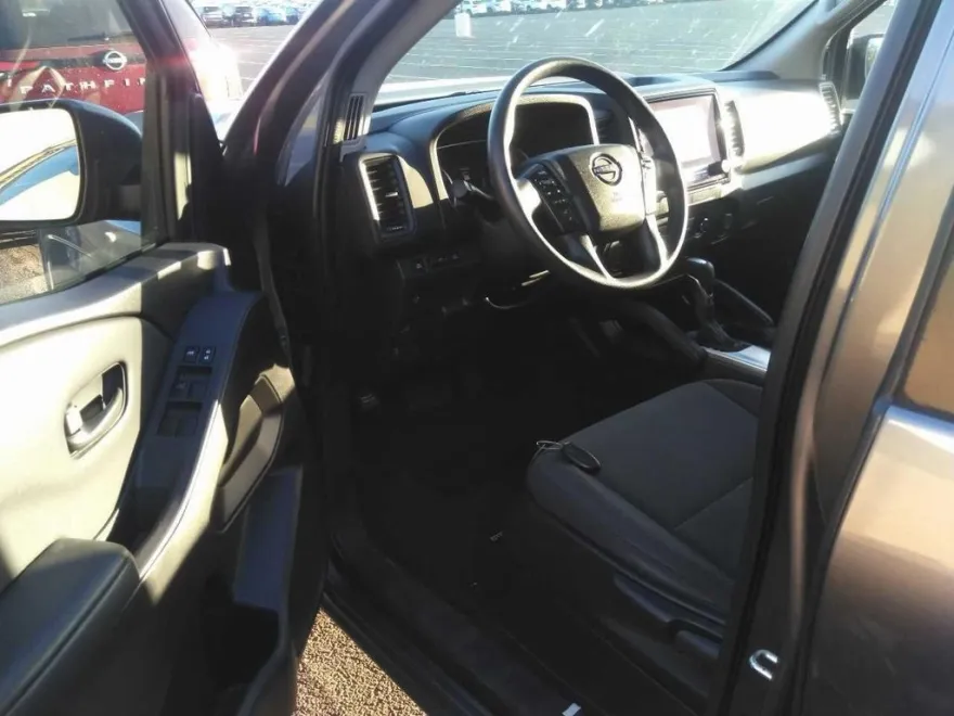 2022 Nissan Frontier S photo 1