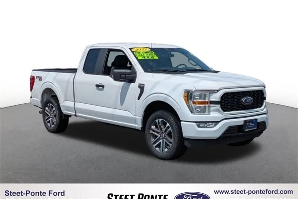 2022 Ford F-150 XL photo 1