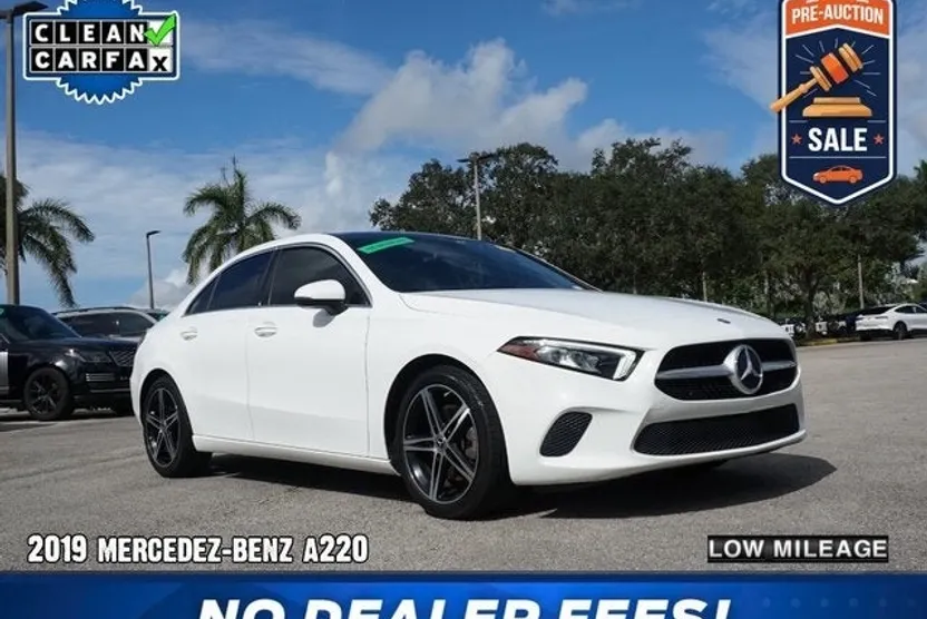 2019 Mercedes Benz A 220 photo 1