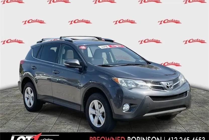 2013 Toyota RAV4 XLE photo 1