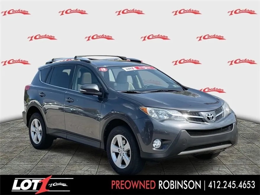 2013 Toyota RAV4 XLE photo 1