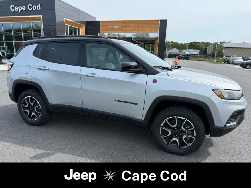 2026 Jeep Compass Trailhawk Sport photo 1