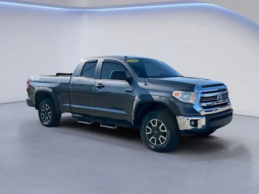 2016 Toyota Tundra TRD Pro photo 1