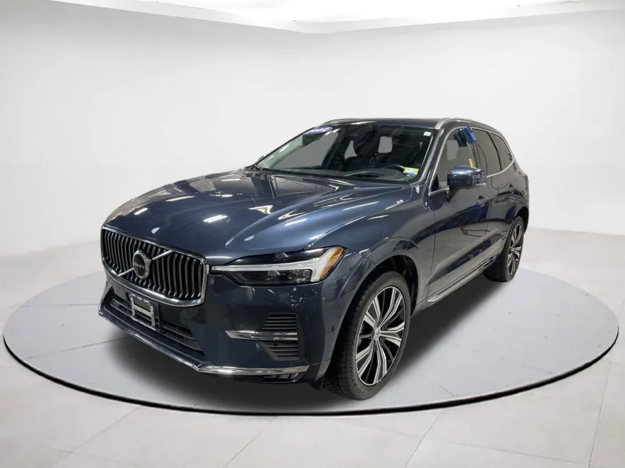 2022 Volvo XC60 Inscription photo 1