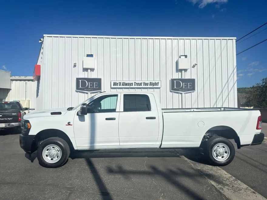 2024 Ram 2500 Tradesman photo 1