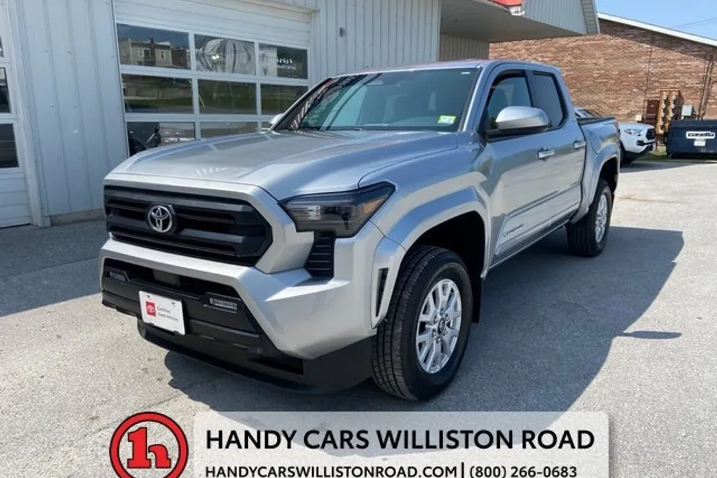 2024 Toyota Tacoma SR5 photo 1