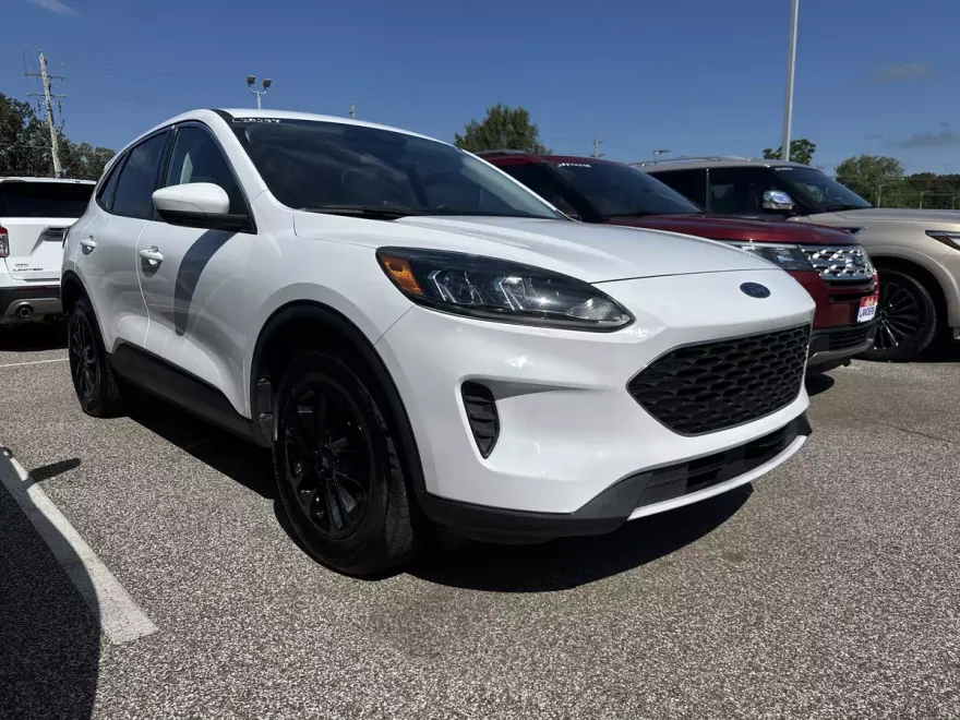 2021 Ford Escape SE photo 1