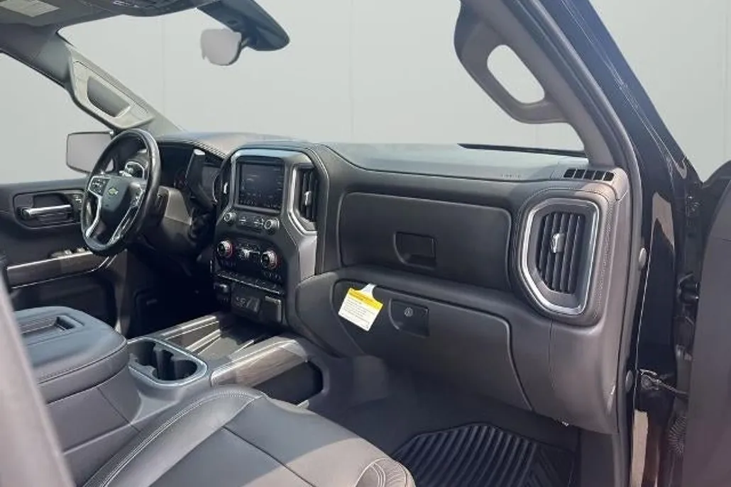 2020 Chevrolet Silverado 1500 LTZ photo 1
