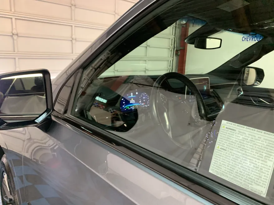 2022 Chevrolet Suburban Z71 photo 1