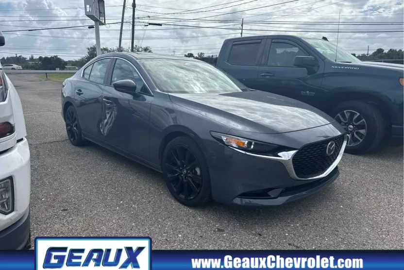 2024 Mazda Mazda3 2.5 s Carbon photo 1