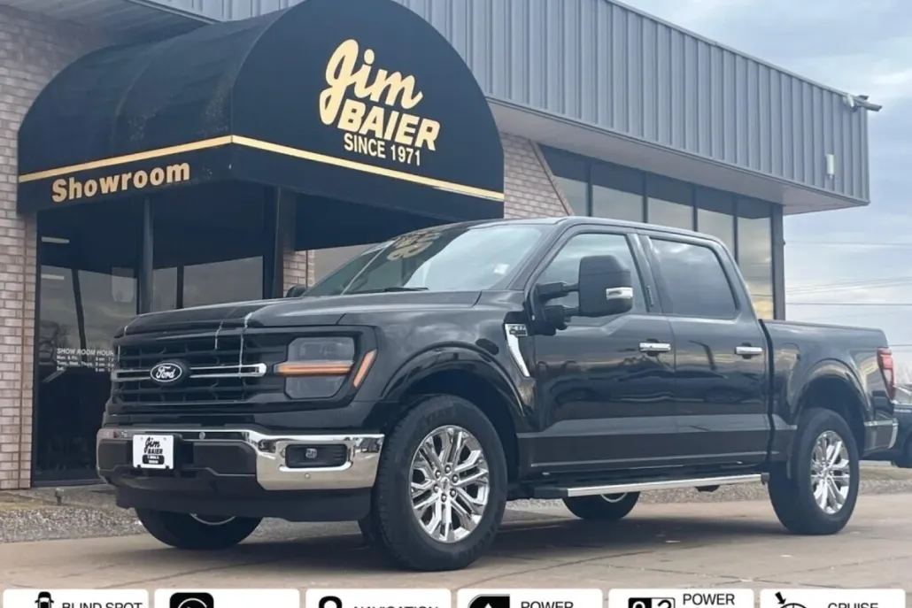 2024 Ford F-150 XLT photo 1