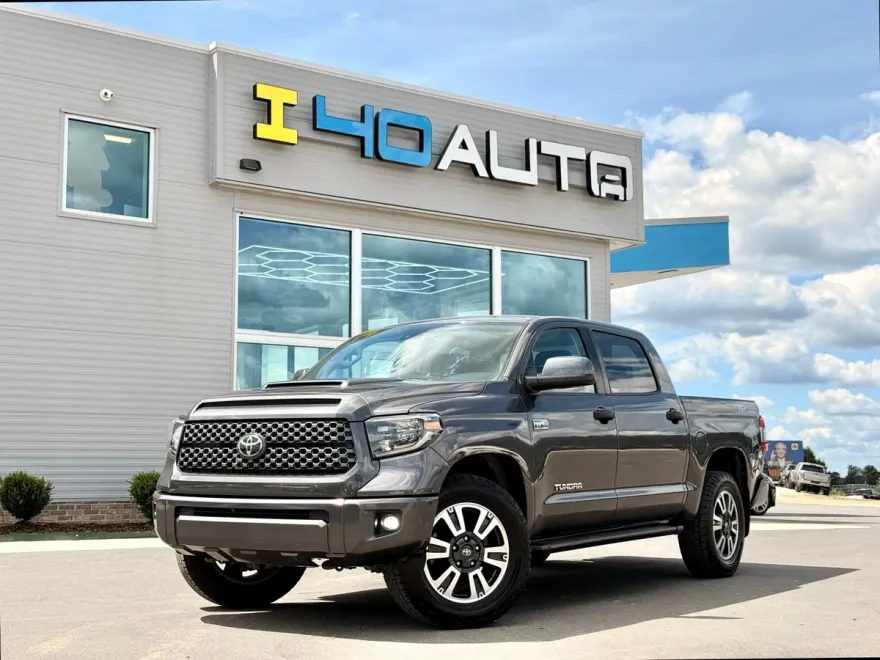 2021 Toyota Tundra SR5 photo 1