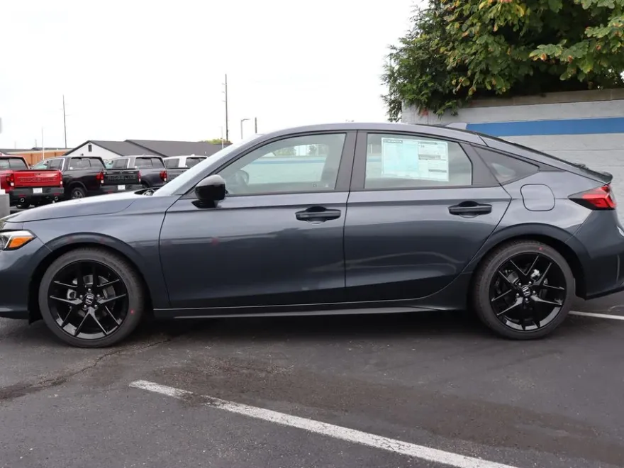 2025 Honda Civic Sport photo 1